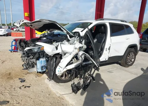 2021 Jeep Cherokee Latitude Plus 4X4 from USA, damaged, VIN 1C4PJMLB9MD146427